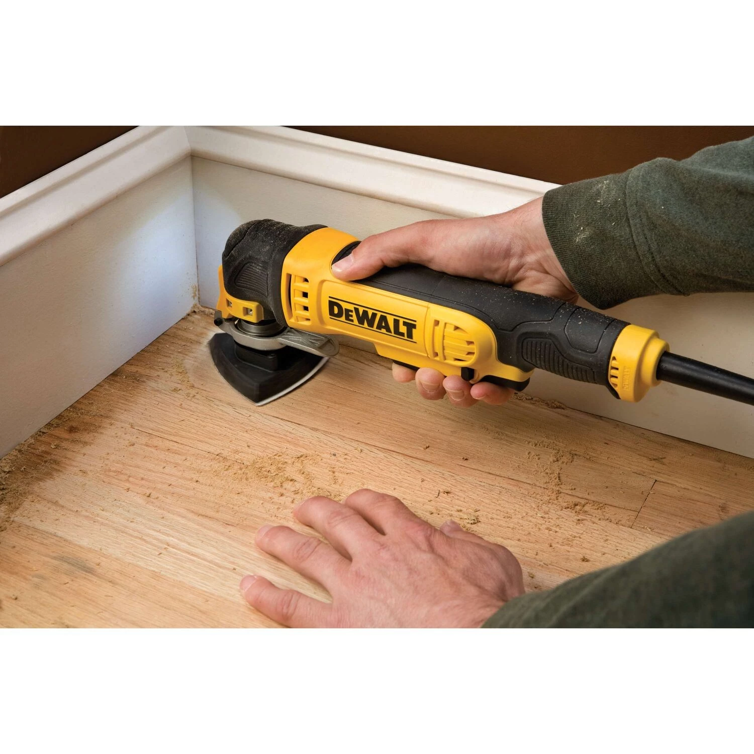 DeWALT DT3091 Deltaschuurpapier - K60 - 93x93mm - 6 gaten - 10st