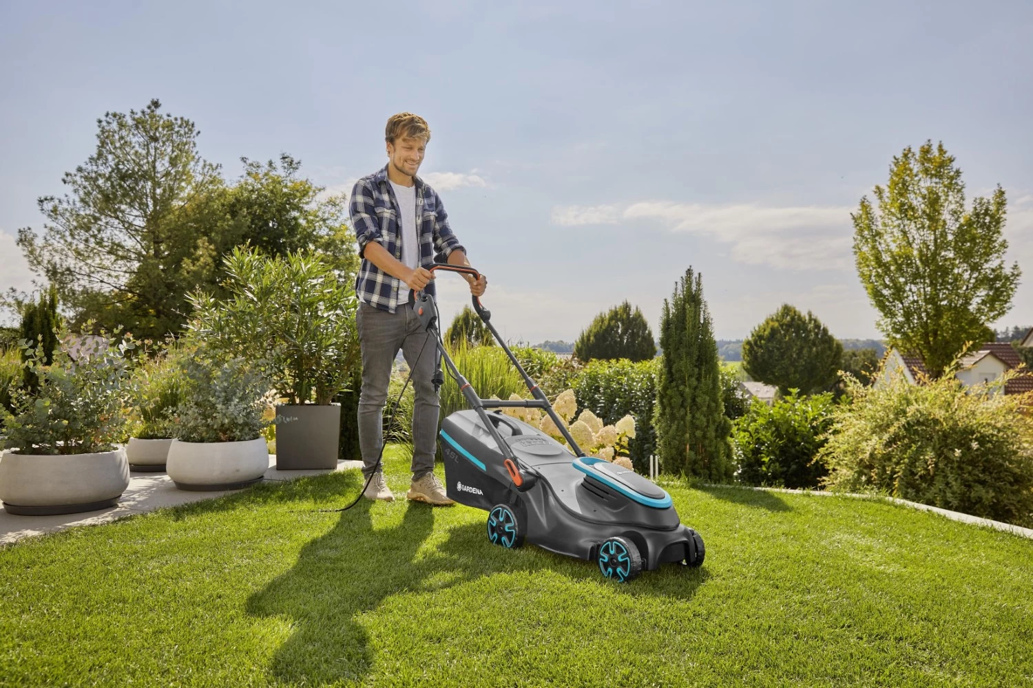 Gardena PowerMax 37/1800 G2 Grasmaaier - 1800W - 37cm-image
