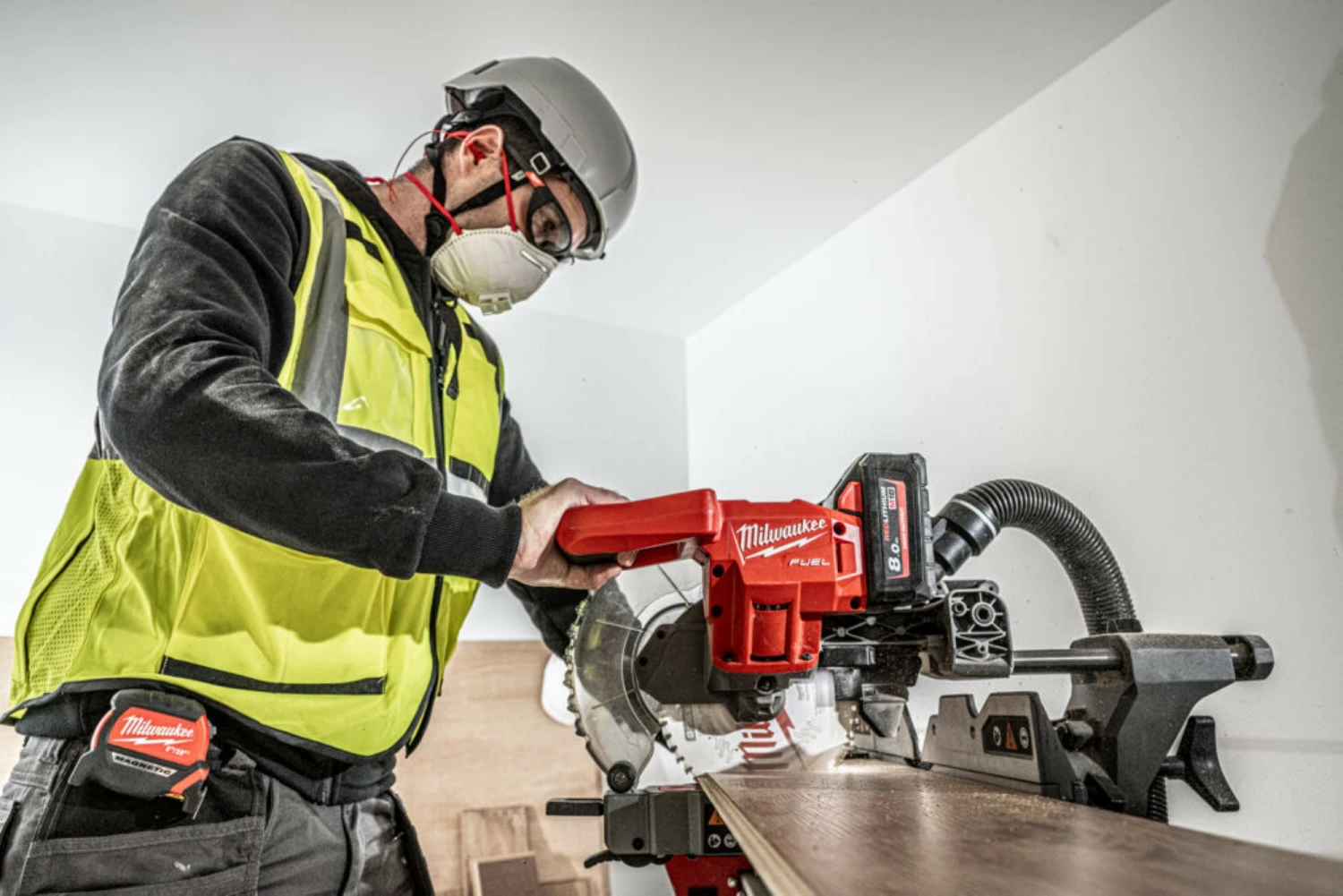 Milwaukee M18 FMS190-0 - Scie à onglet sans fil Li-Ion 18V (machine seule) - 190 x 30 mm - brushless-image