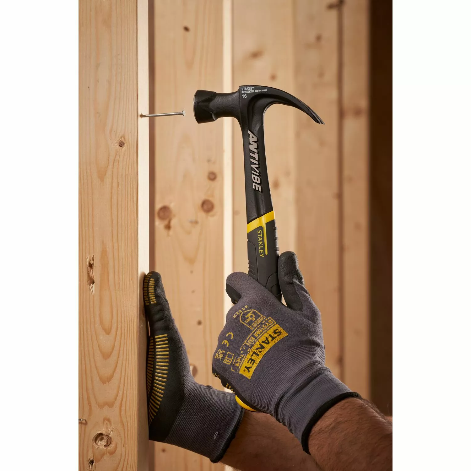 Stanley FatMax FMHT1-51275 klauwhamer anti vibratie - 450gr - kromme klauw (1-51-275)-image