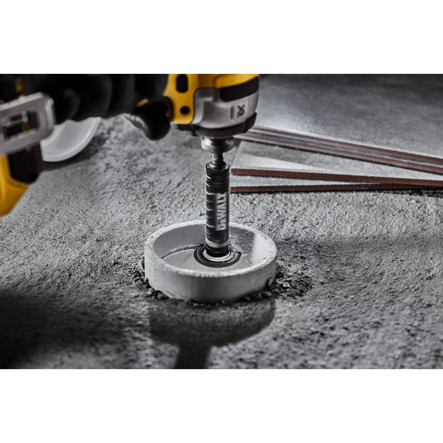 DeWALT DT20563 IMPACT CONNECT Accessoire Coupe-tube PVC interne 32 mm pour visseuse à percussion-image