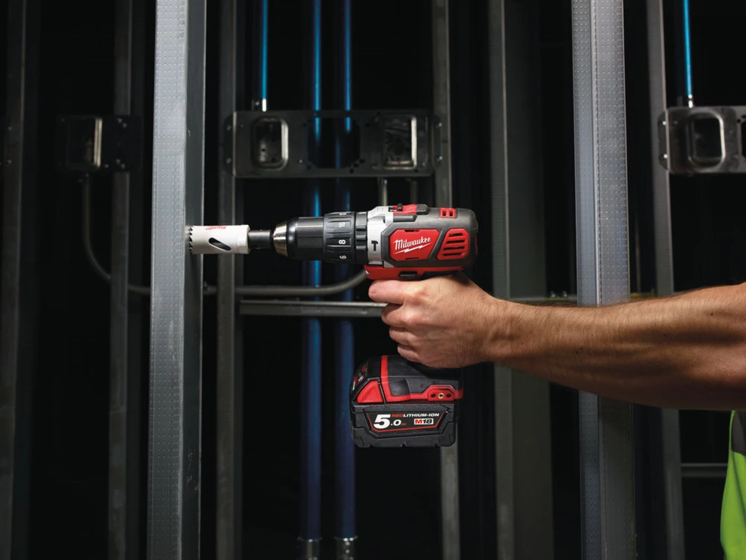 Milwaukee M18 BPD-402C 18V Li-Ion accu klopboor- /schroefmachine set (2x 4.0Ah accu) in koffer-image