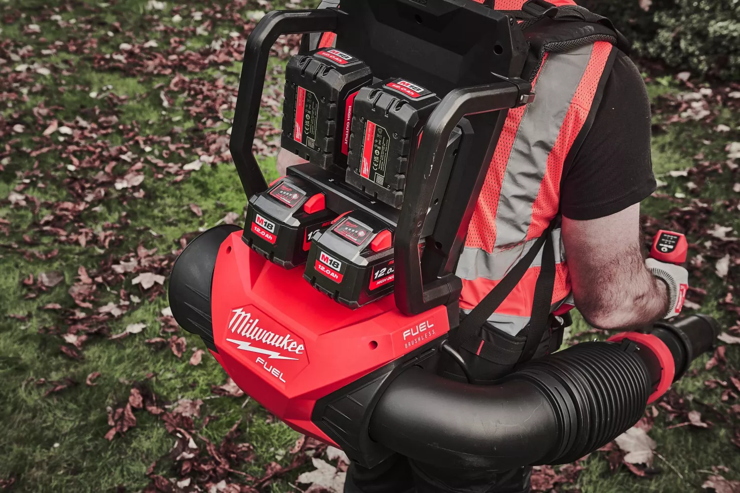 Milwaukee M18 F2BPB-124 FUEL 18V Li-Ion accu bladblazer set (4x 12.0Ah Forge accu) - 250km/h-image