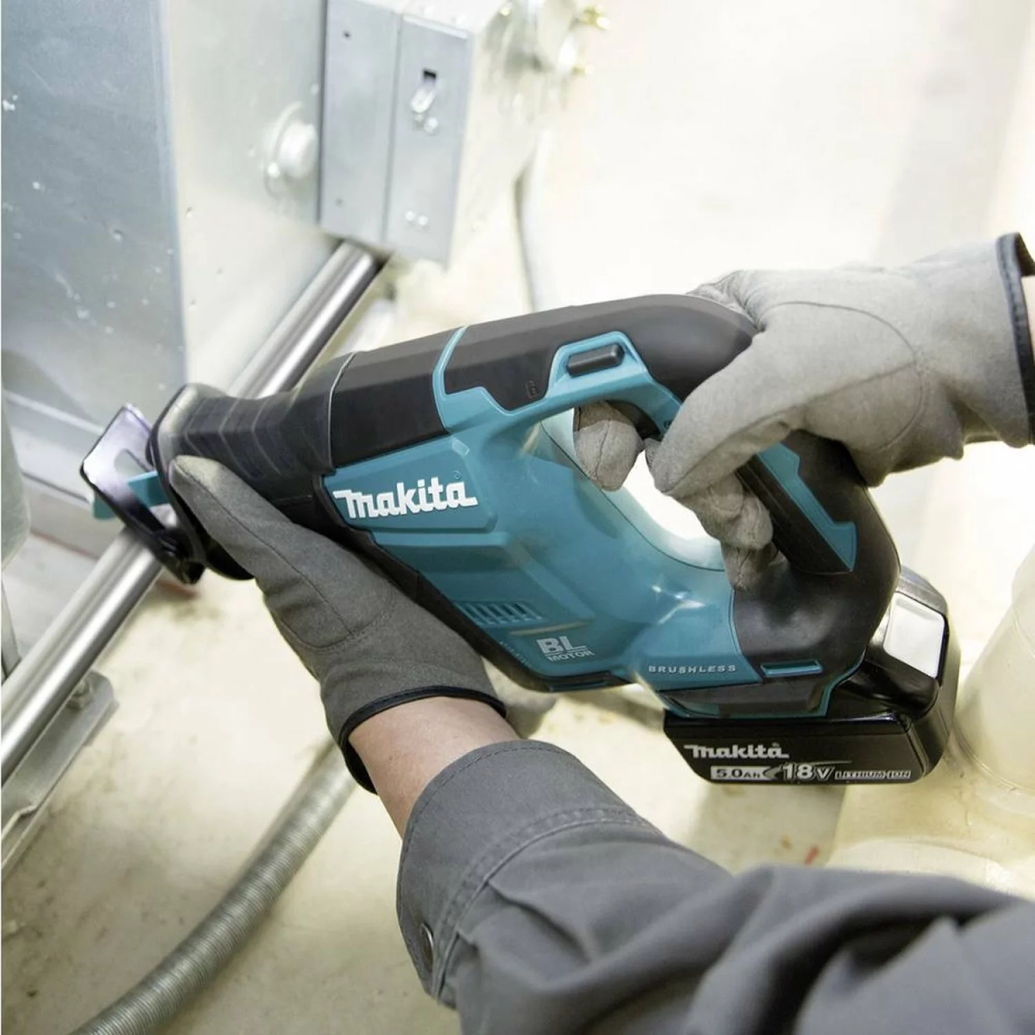 Scie sabre sans-fil Makita DJR188Z - 18V Li-ion - Brushless - Machine seule-image