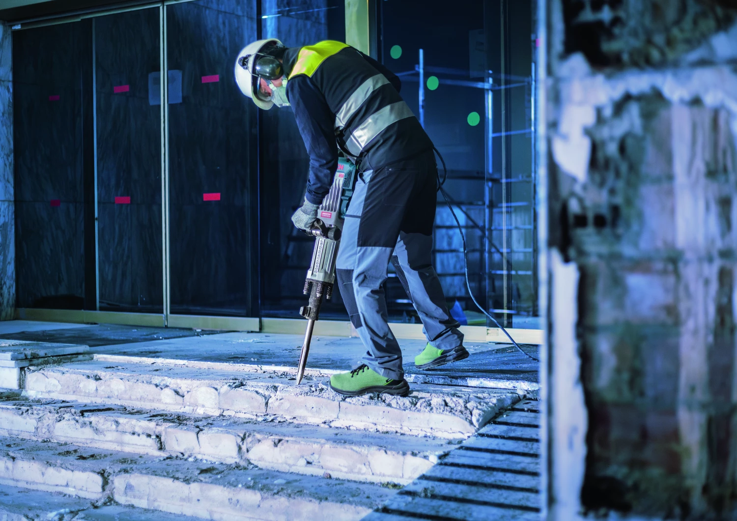 Bosch 2608690111 - Burin pointu à queue six pans, 30 x 400 mm-image