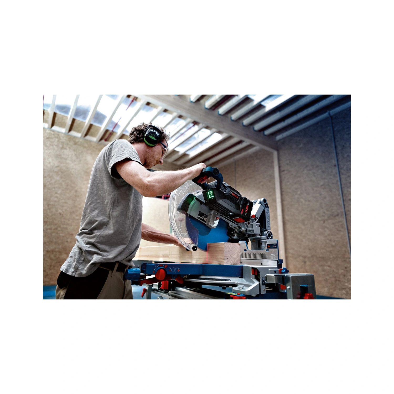 Bosch GCM 18V-305 GDC 18V Li-Ion accu BiTurbo afkort-/verstekzaag body - 305mm