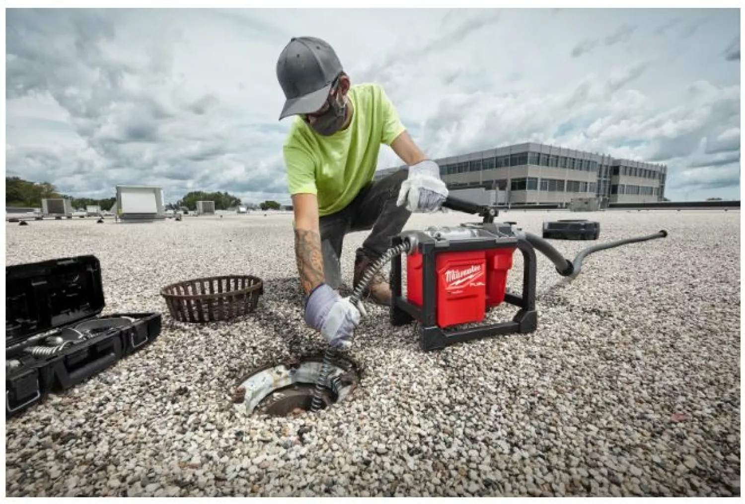 Milwaukee M18 FCSSM-121 Li-Ion accu segmentveermachine-image