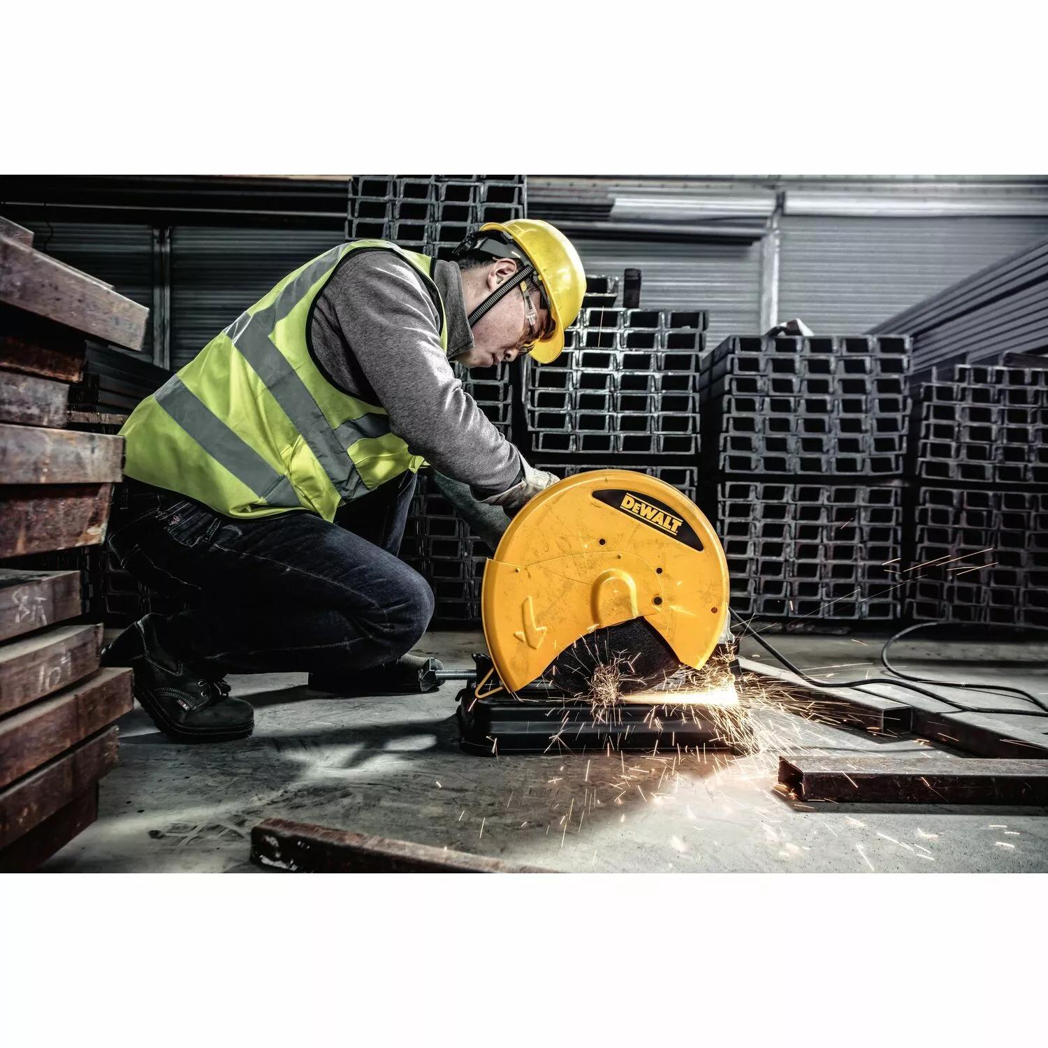 DeWALT D28730 - Tronçonneuse à métaux - 2200W - 355mm-image