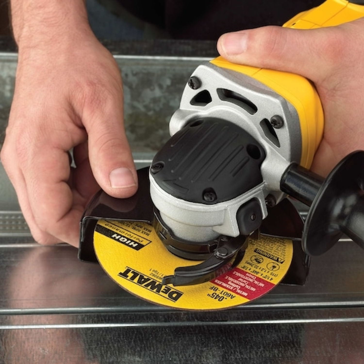 DeWALT DCG412M2 - Set meuleuse d'angle Li-Ion 18V (2x batterie 4.0Ah) dans mallette - 125mm-image