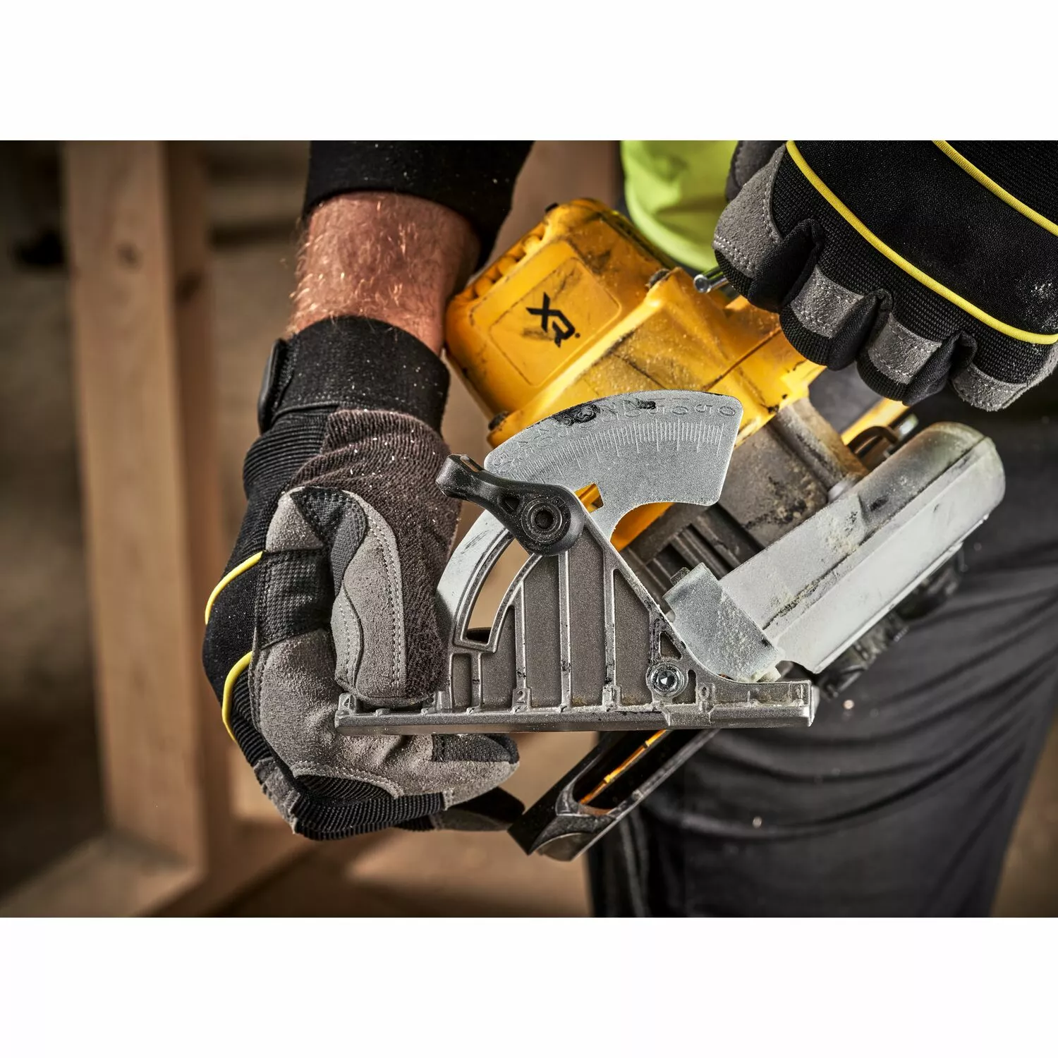 DeWALT DCS565NT-XJ Scie circulaire sans fil-image