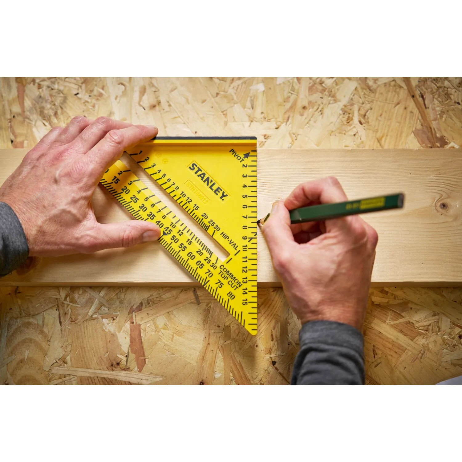 Stanley STHT46012-0 Meetdriehoek - ABS - 18cm