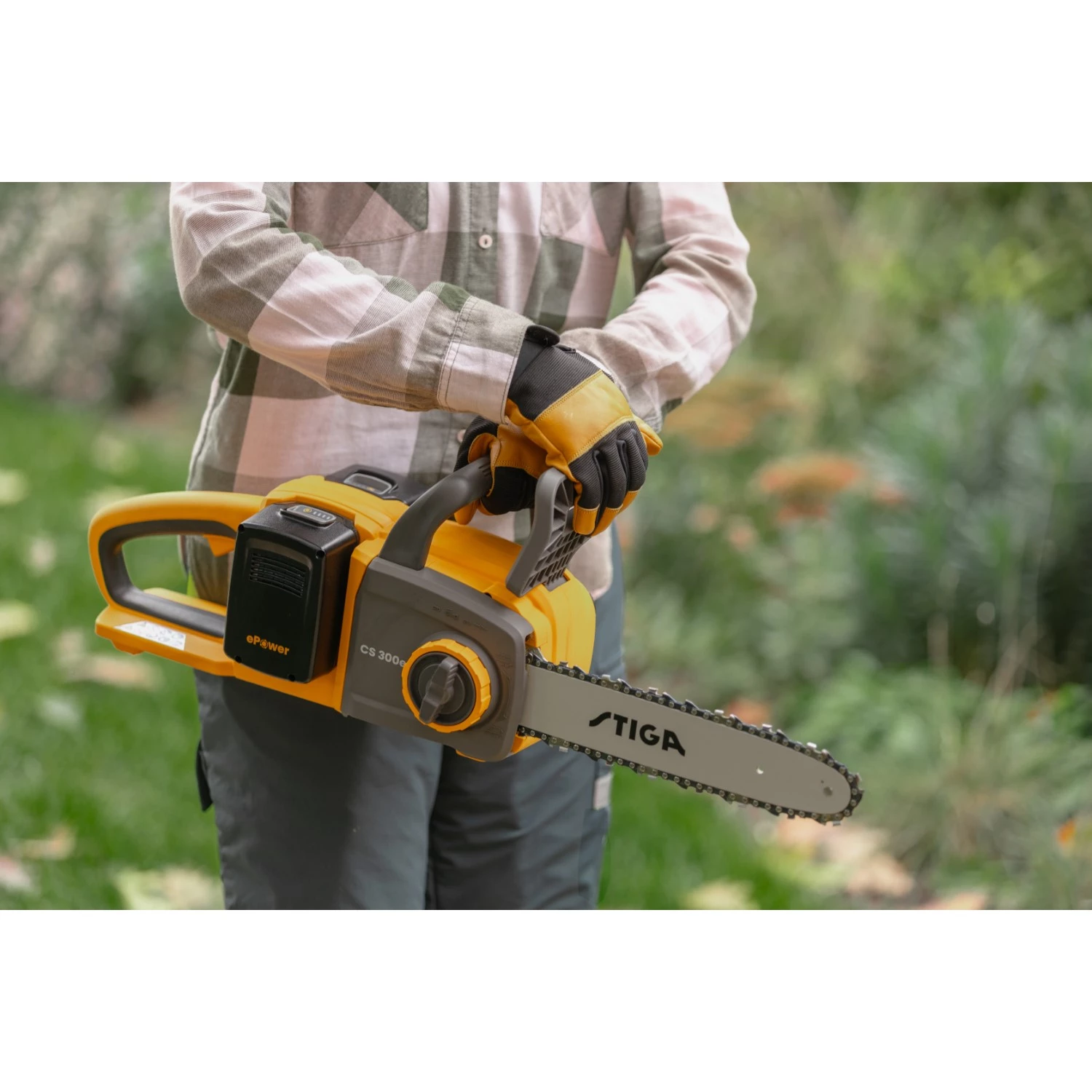 Stiga CS 300e Kit 20V Li-Ion accu kettingzaag set (2x 4.0Ah) - 30cm-image