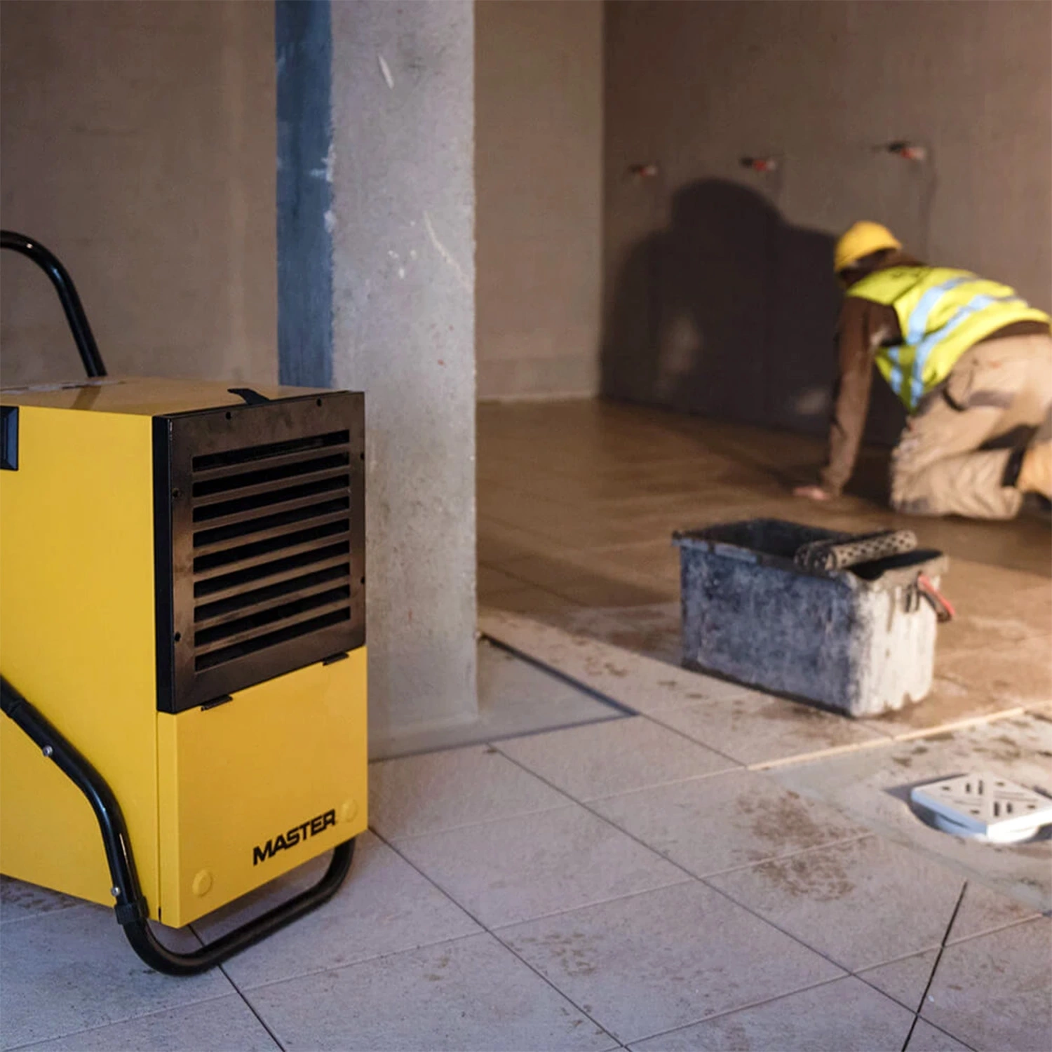 Master DH752 Industriële Luchtontvochtiger - 900W - 47L/24h-image