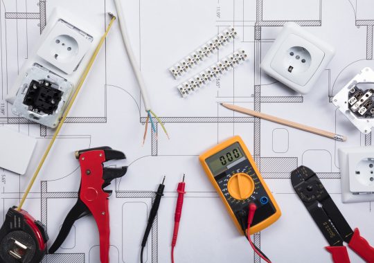 Elektriciensgereedschap - alles op een rijtje-image