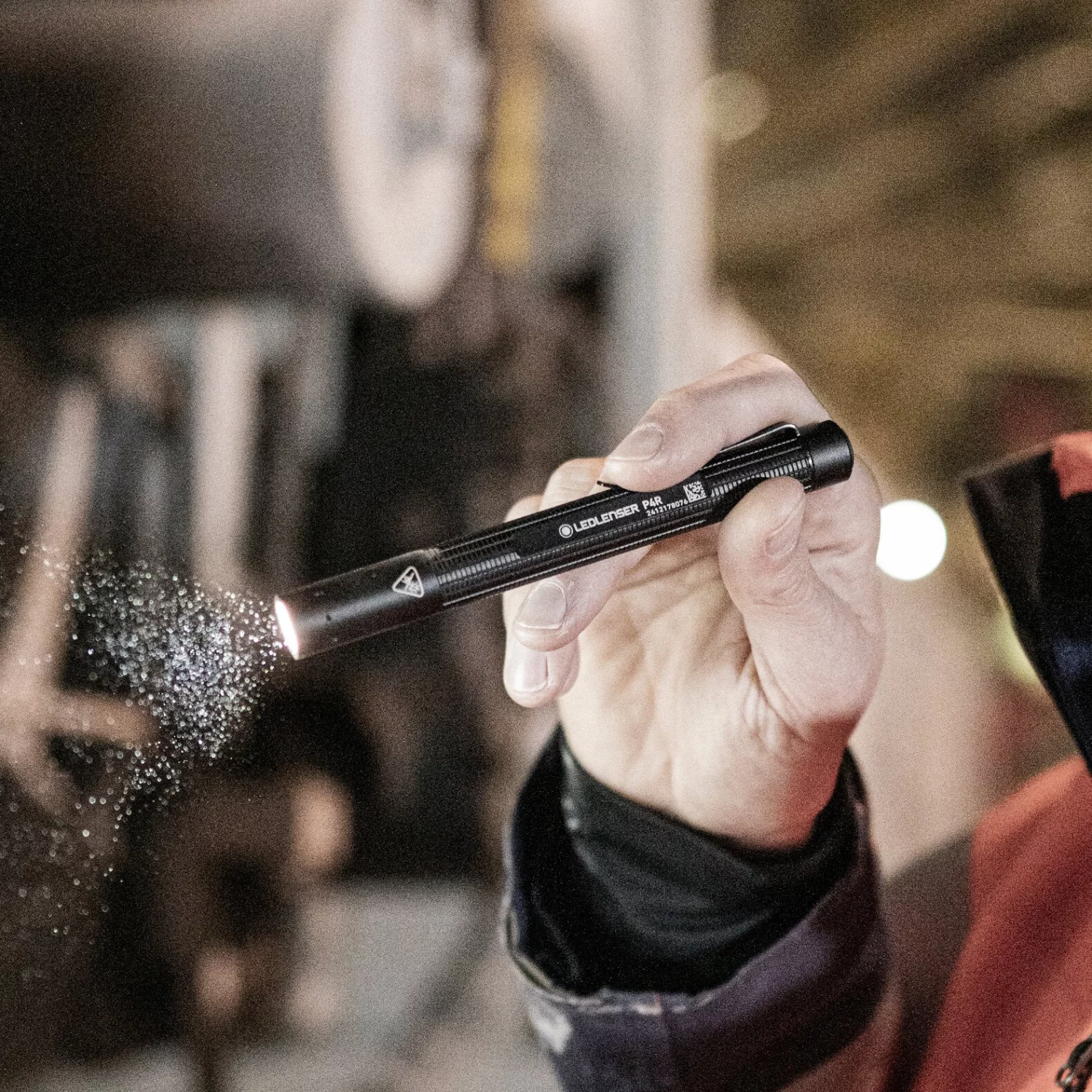 Ledlenser P4R LED zaklamp - IP54 - 300Lm - Oplaadbaar-image