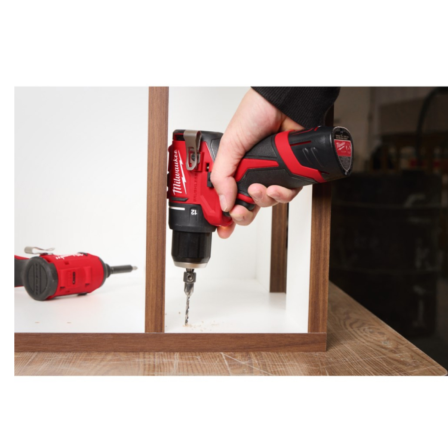 Milwaukee M12 BLDDRC-203C 12V Li-ion accu boor-/schroefmachine set (3x 2.0Ah accu) in koffer - 40Nm-image