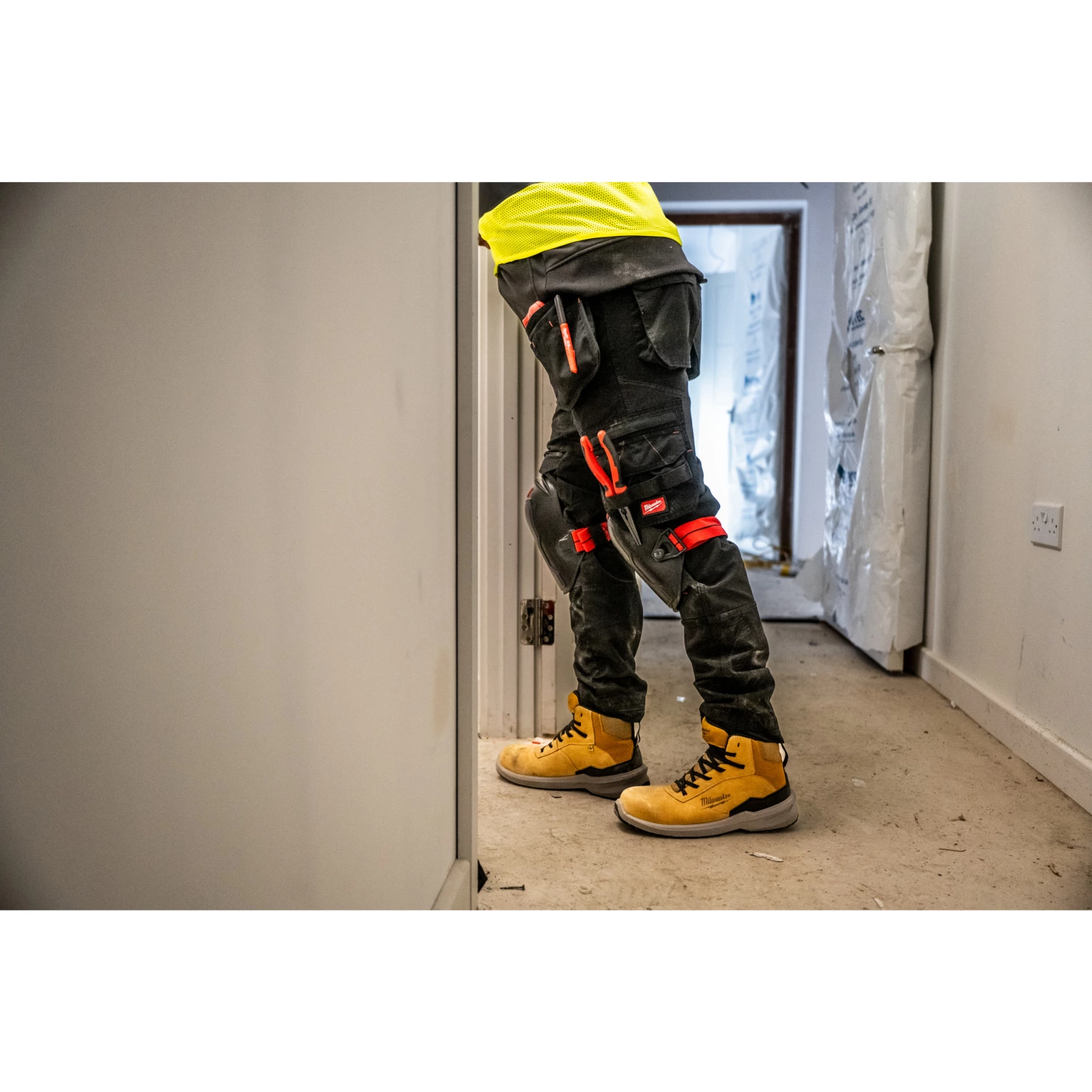 Milwaukee Flextred S3S Veiligheidsschoen - Beige - Halfhoog - Maat 45-image