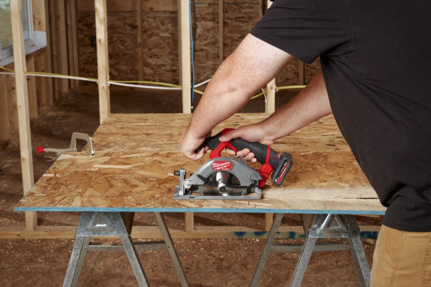 Milwaukee M12 FCS442-502X 12V Li-ion accu compacte cirkelzaagmachine set (2x 5.0Ah accu) in HD box - 140mm-image