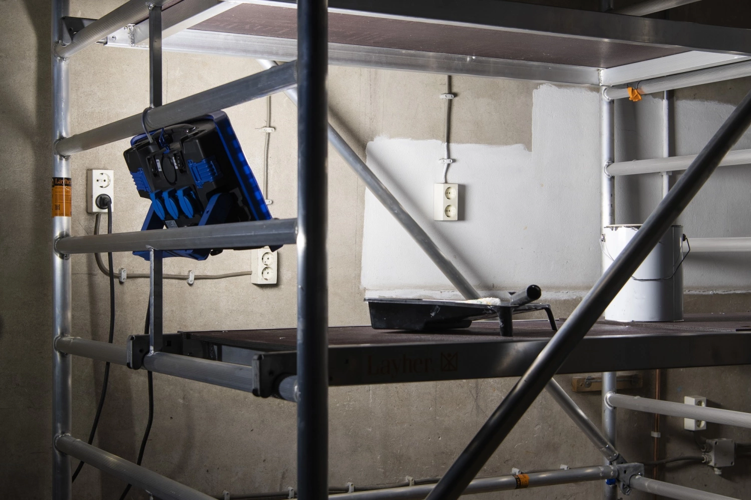 Bailey 144525 RoBust LED Lampe de Travail avec multiprise - 100W - 9000Lm - 3m-image