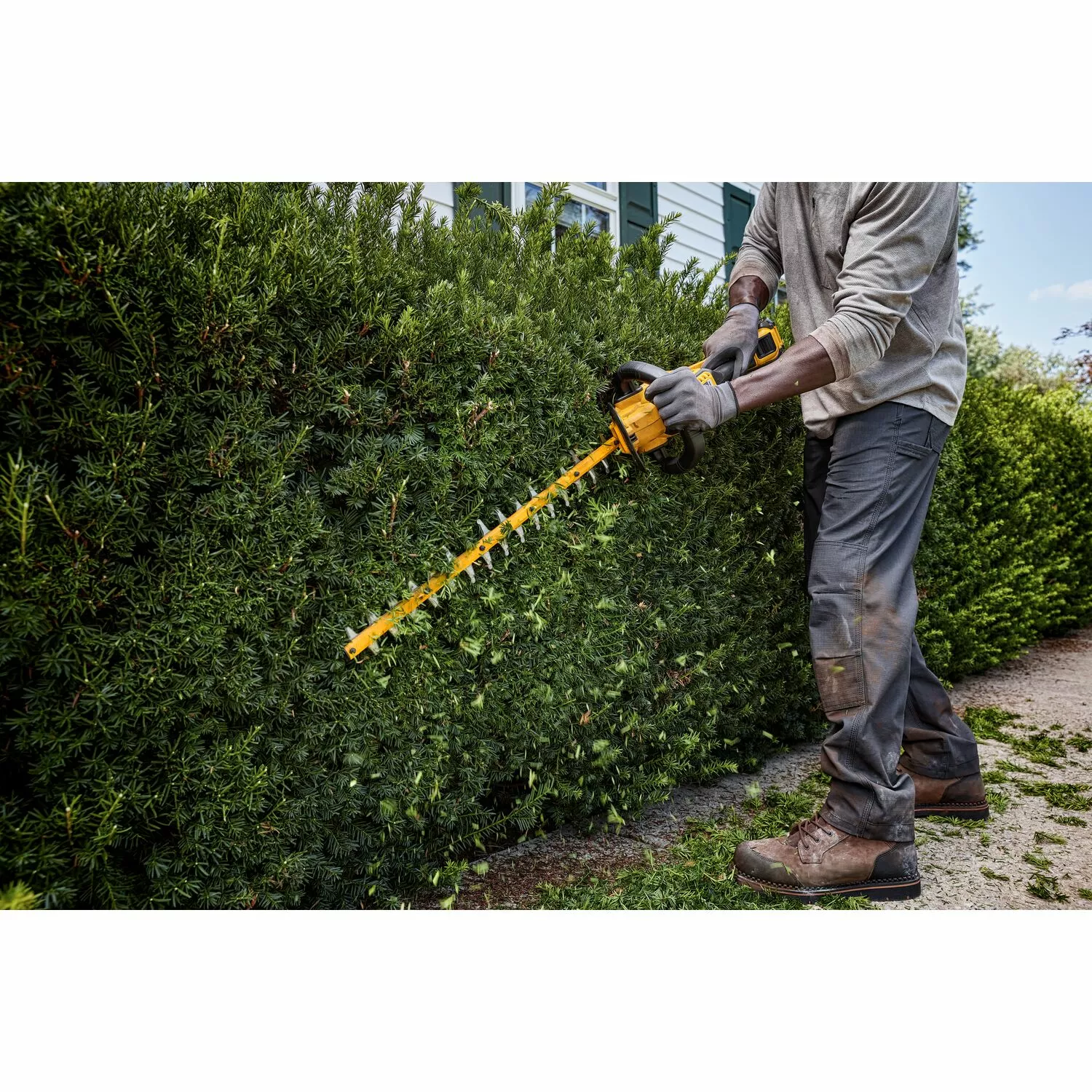 DeWALT DCMHT573N 54V XR FLEXVOLT Taille-haie sans fil - 650mm-image