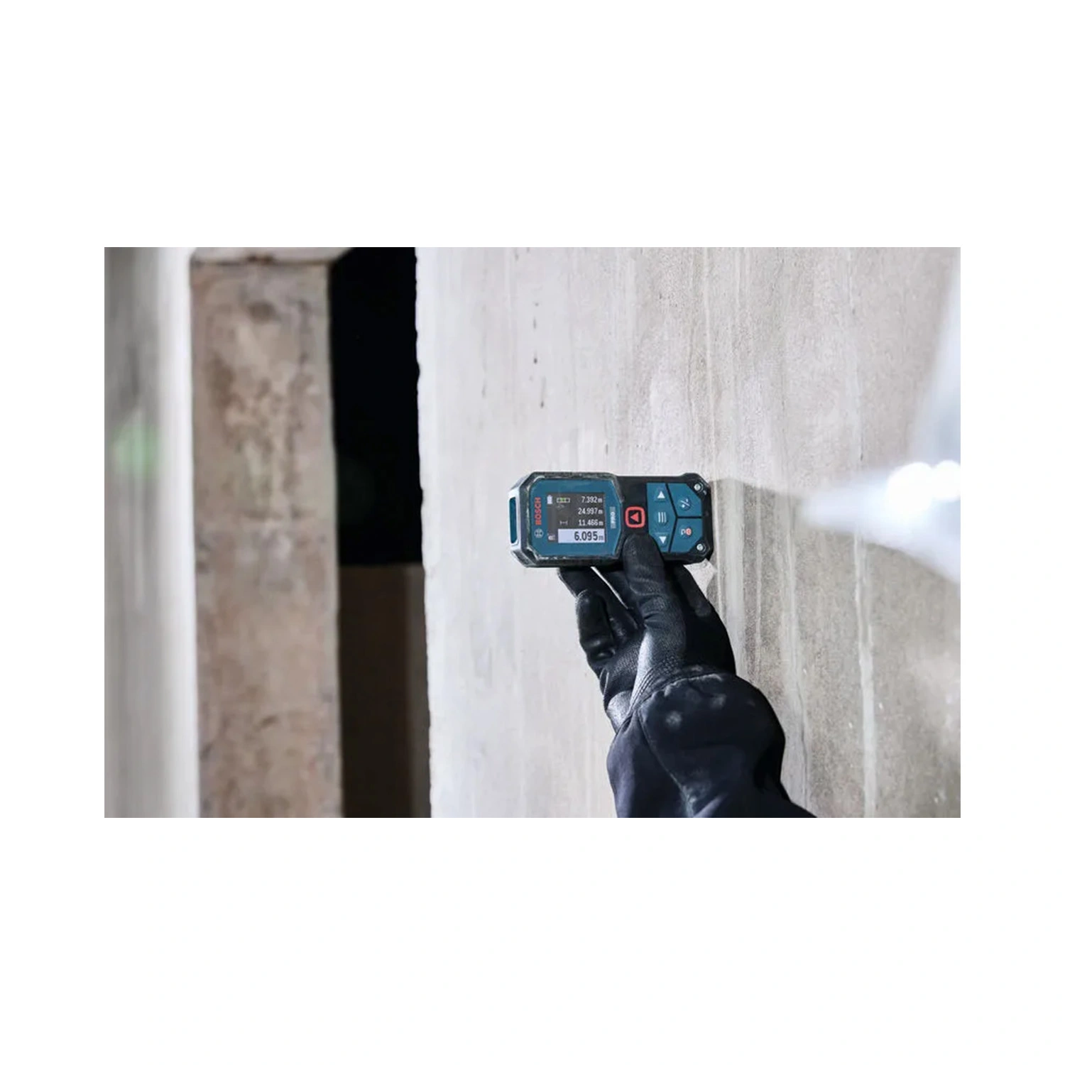 Bosch GLM70-32 Télémètre  dans un étui - 70 m - vert - IP65