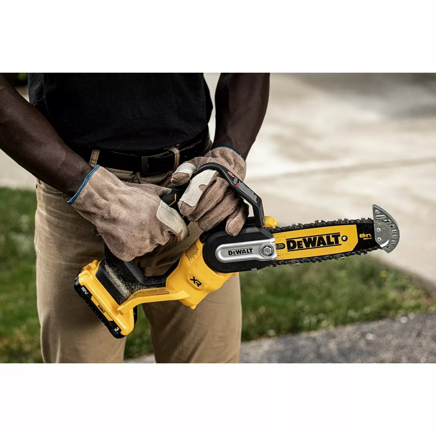 DeWALT DCMPS520P1 18V XR Li-Ion Kit de scie à élaguer (1x batterie 5.0Ah) - 200mm-image
