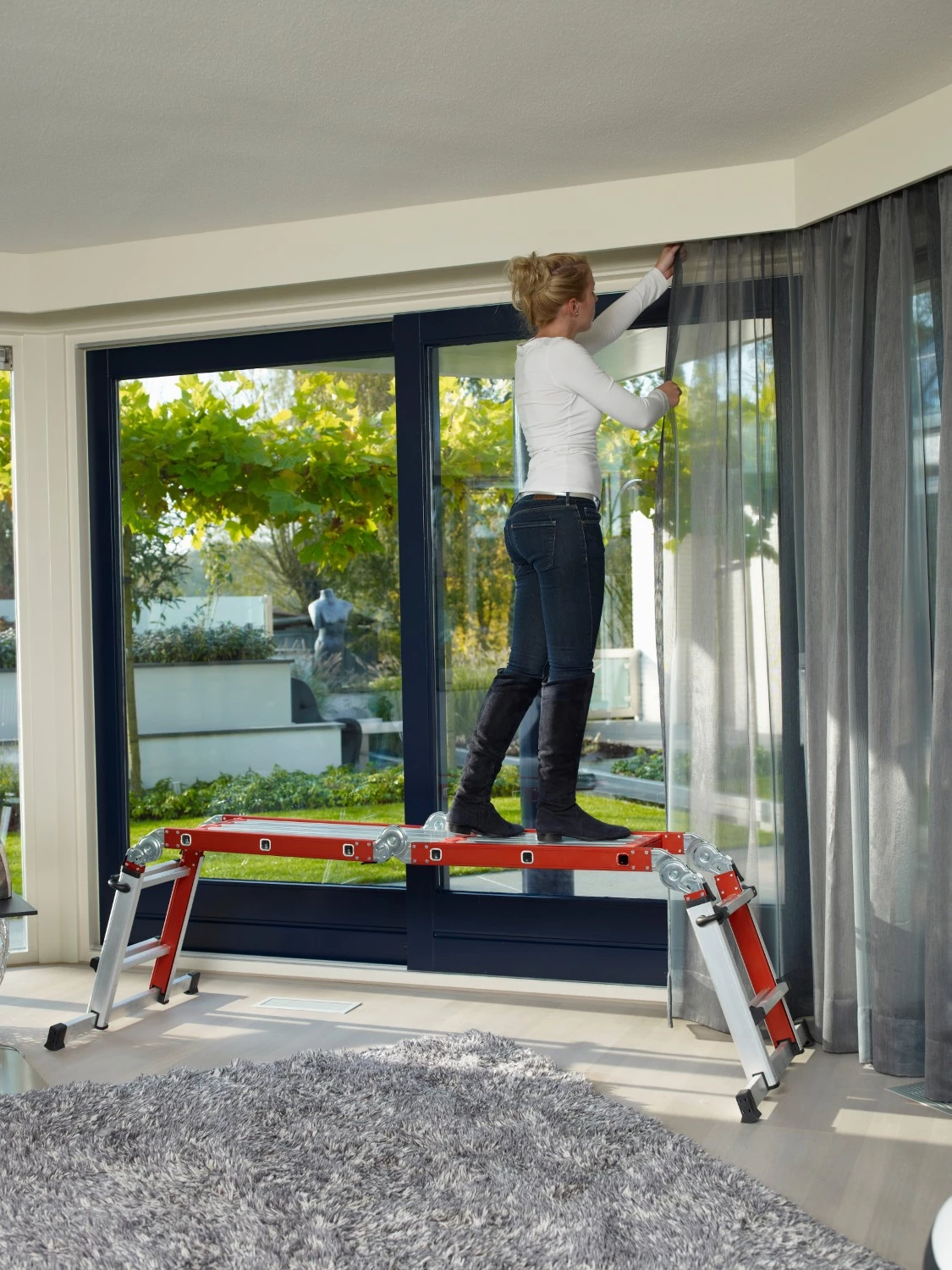 Altrex Varitrex-Do-it-All Telescopische Vouwladder - Aluminium - 4 x 3 sporten - max. werkhoogte 4,25m - met stabiliteitsbalk-image