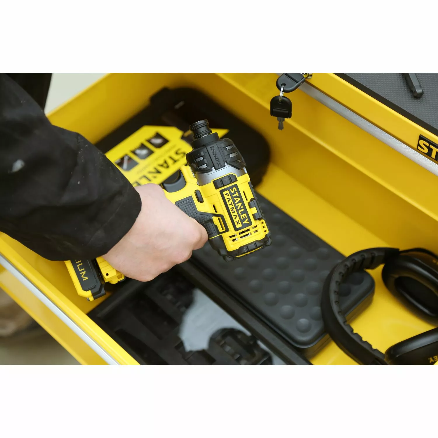 Stanley STMT1-75063 Chariot à outils Stanley 635mm-image