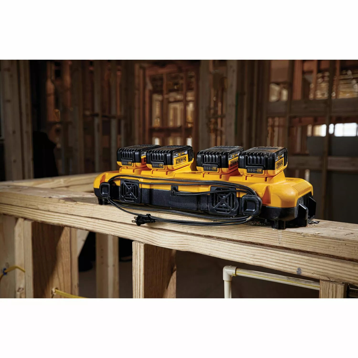 DeWALT DCB104 - Chargeur Li-Ion XR duo 10,8/18/54V-image