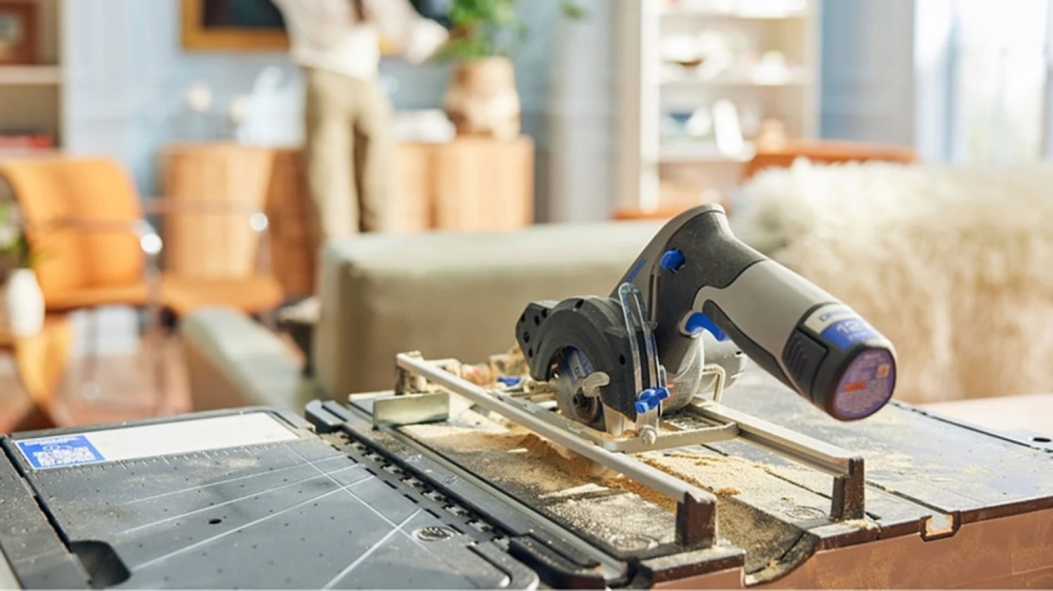 Dremel CS12V-SC1 12 V batterie Blueprint station de sciage portable (1x 2,0 Ah) dans un coffret-image