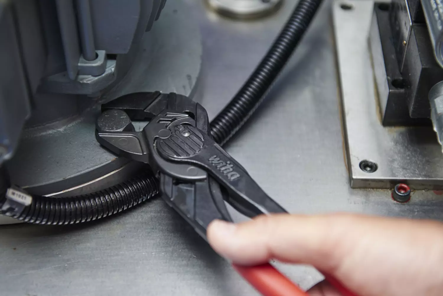 Wiha 40923 Pince-clé Classic-image