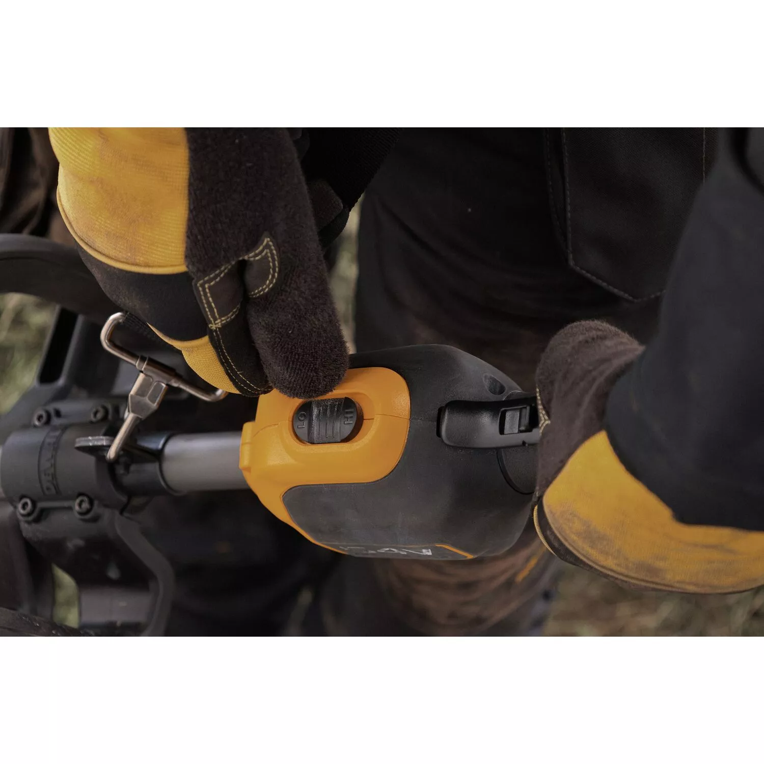 DeWALT DCMASED57X1 Kit élagueuse à lame fixe 54 V XR Flexvolt Li-ion (1 batterie 9,0 Ah)-image