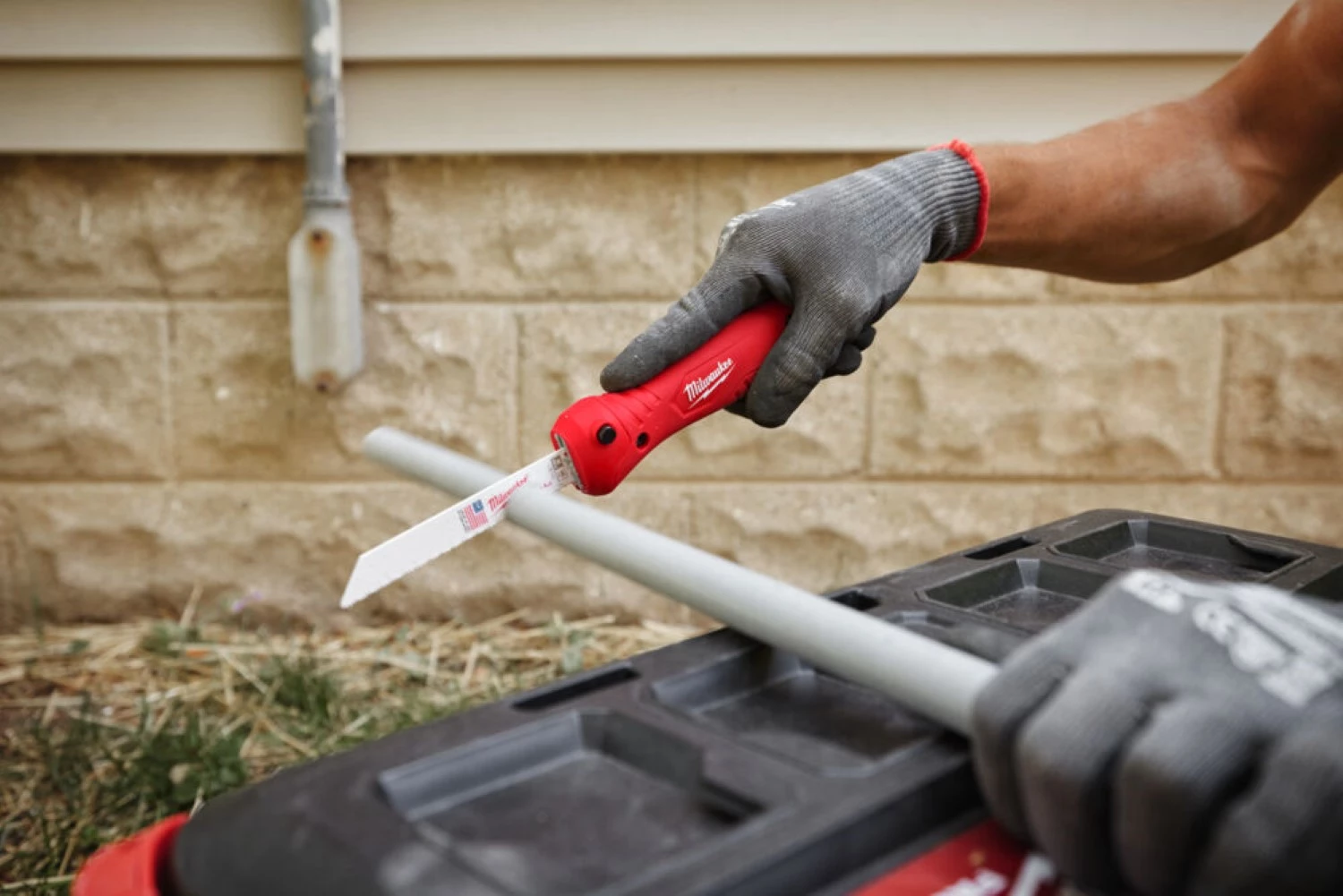 Milwaukee 4932492812 Schrobzaag - 150mm - 8 TPI - inklapbaar-image