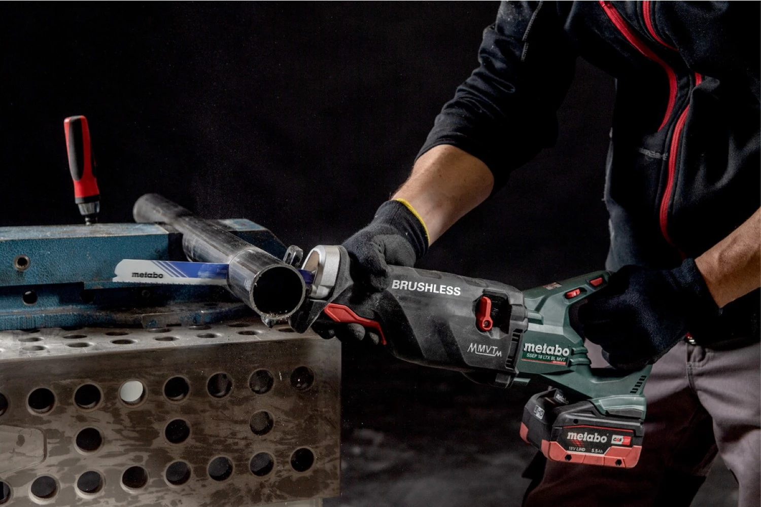 Metabo SSEP 18 LTX BL MVT 18V Li-ion Accu reciprozaag set (2x 8.0Ah LiHD accu) in metaBOX-image