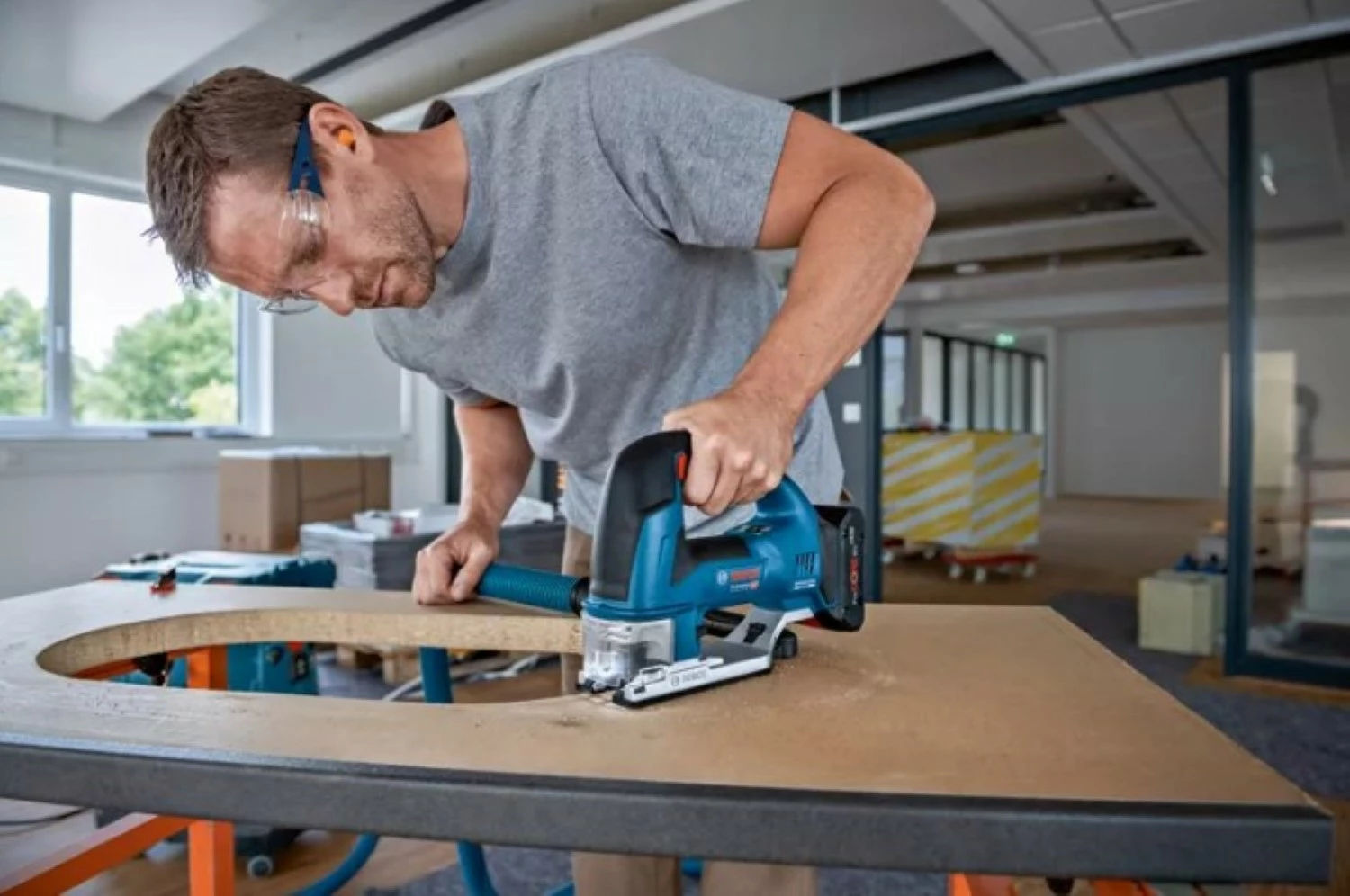 Bosch GST 18V-155 BC 18V Li-ion Accu decoupeerzaag body in L-Boxx - 3800 tpm-image