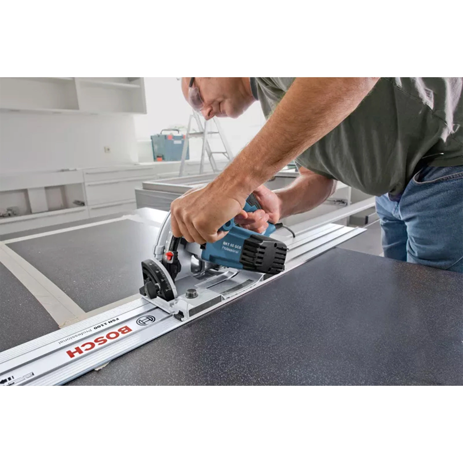 BOSCH GKT 55 GCE Machine à sciage circulaire INVAL dans L-Boxx-image