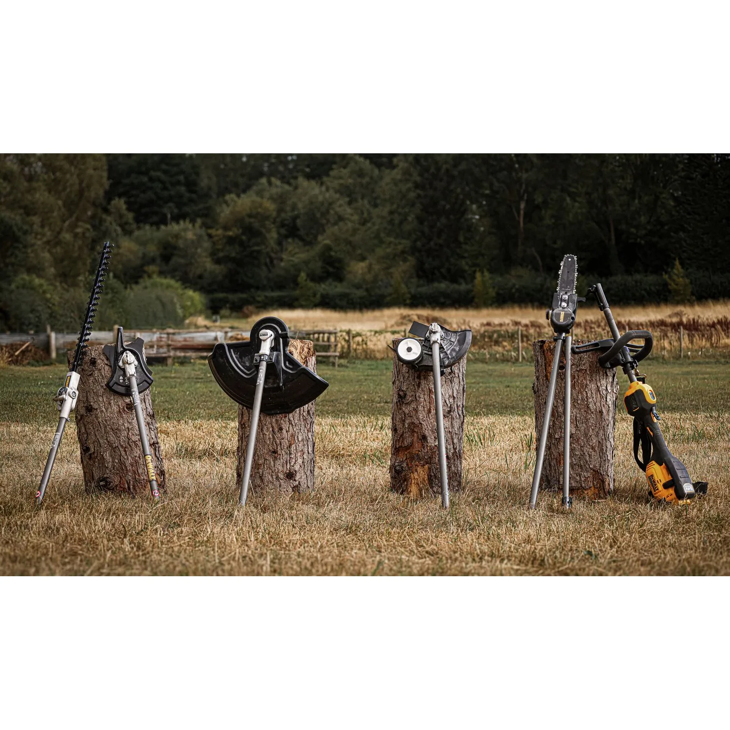 DeWALT DCMASBC1N 54V XR FLEXVOLT Système combiné sans fil Coupe-bordure sur perche accessoire - Sans balais