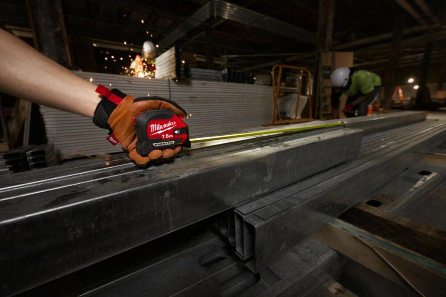 Milwaukee 4932492469 Rolmaat - 7,5m x 30mm - LED-image