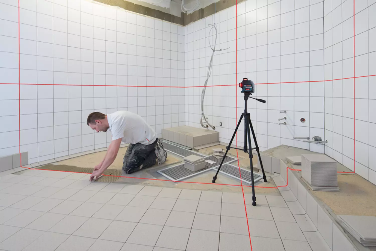 Bosch GLL 3-80 Laser à lignes croisées dans un coffret - 40 m-image