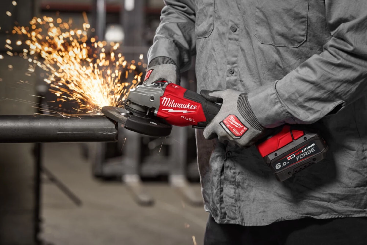 Milwaukee M18 FHSAG125XPDB2-802X 18V Li-ion Battery Angle Grinder Set (2x M18 FB8) in HD Box - 125mm - High Performance-image