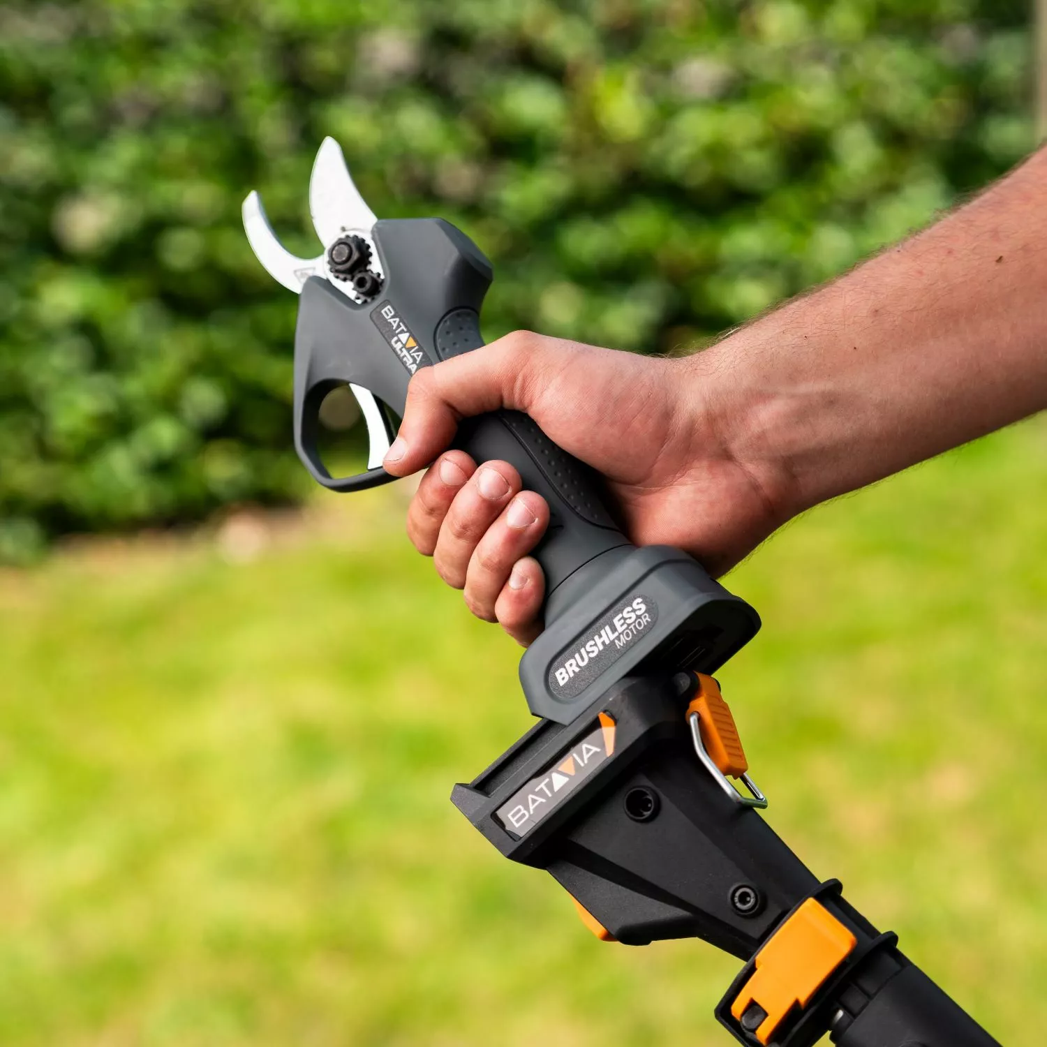 Batavia 7064778 Maxxpack Ultra 18V Li-ion sans fil de coupe sans fil - 30mm - carbon brushless-image