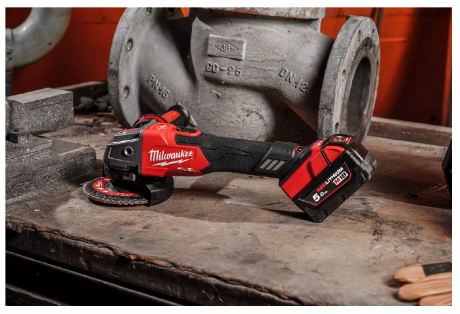 Milwaukee M18 FSAGV125XB-0X 18V Li-ion accu Haakse slijper body in HD box - 125mm - koolborstelloos-image