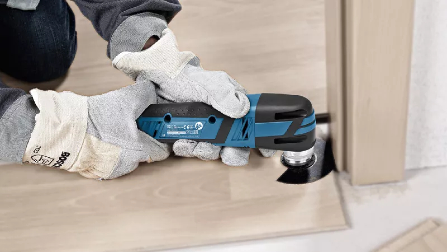 Bosch GOP 12V-28 12V Li-Ion Accu multitool set (2x 3.0Ah accu) + 12 delige accessoireset in L-Boxx-image