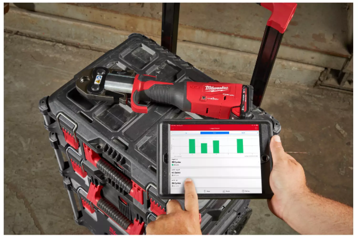 Milwaukee M18 ONEBLHPT-302C M-set Pince à sertir sans fil-image