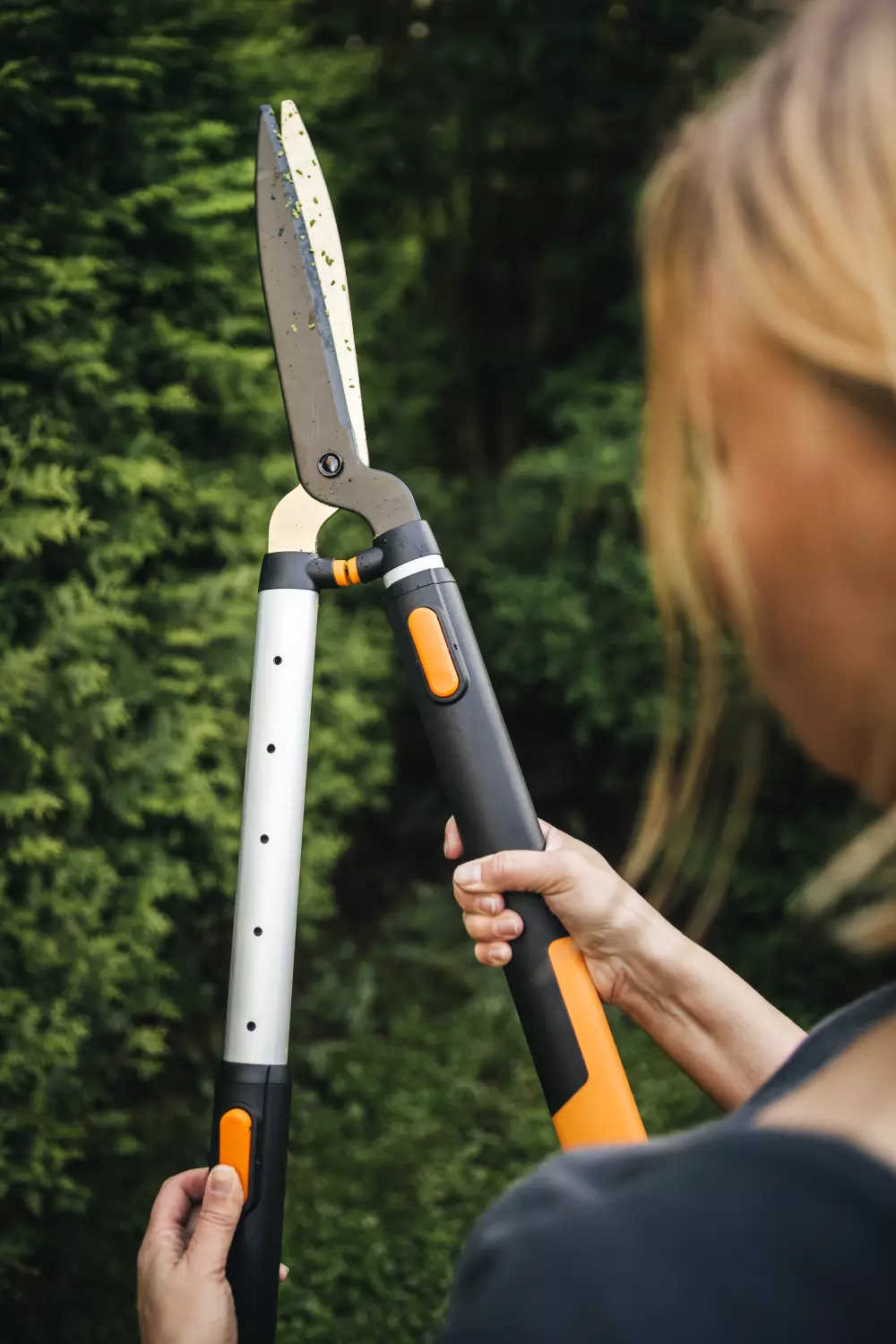 Fiskars - Cisaille à haies télescopique SmartFit - Revêtement antiadhésif - Acier - 68 - 93 cm - HS86-image