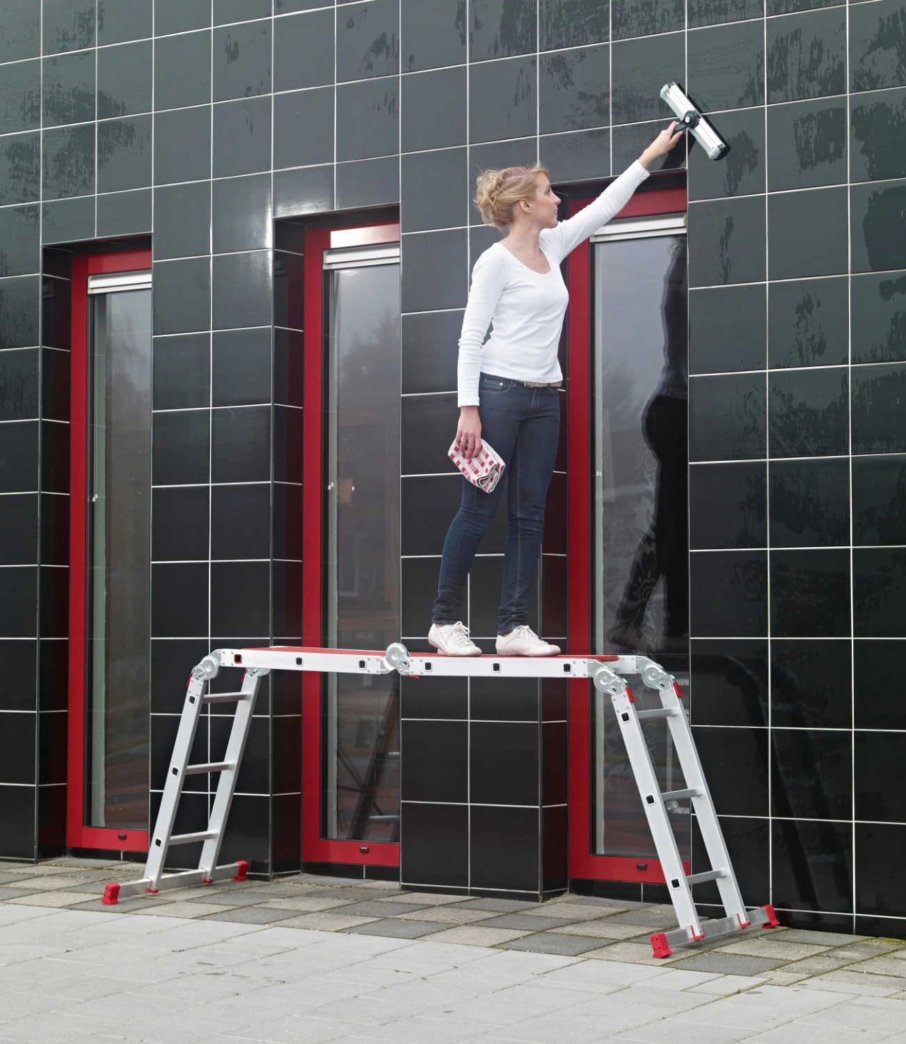Altrex Varitrex-Plus Vouwladder - Aluminium - 4 x 3 sporten - max. werkhoogte 4,3m - met stabiliteitsbalk-image