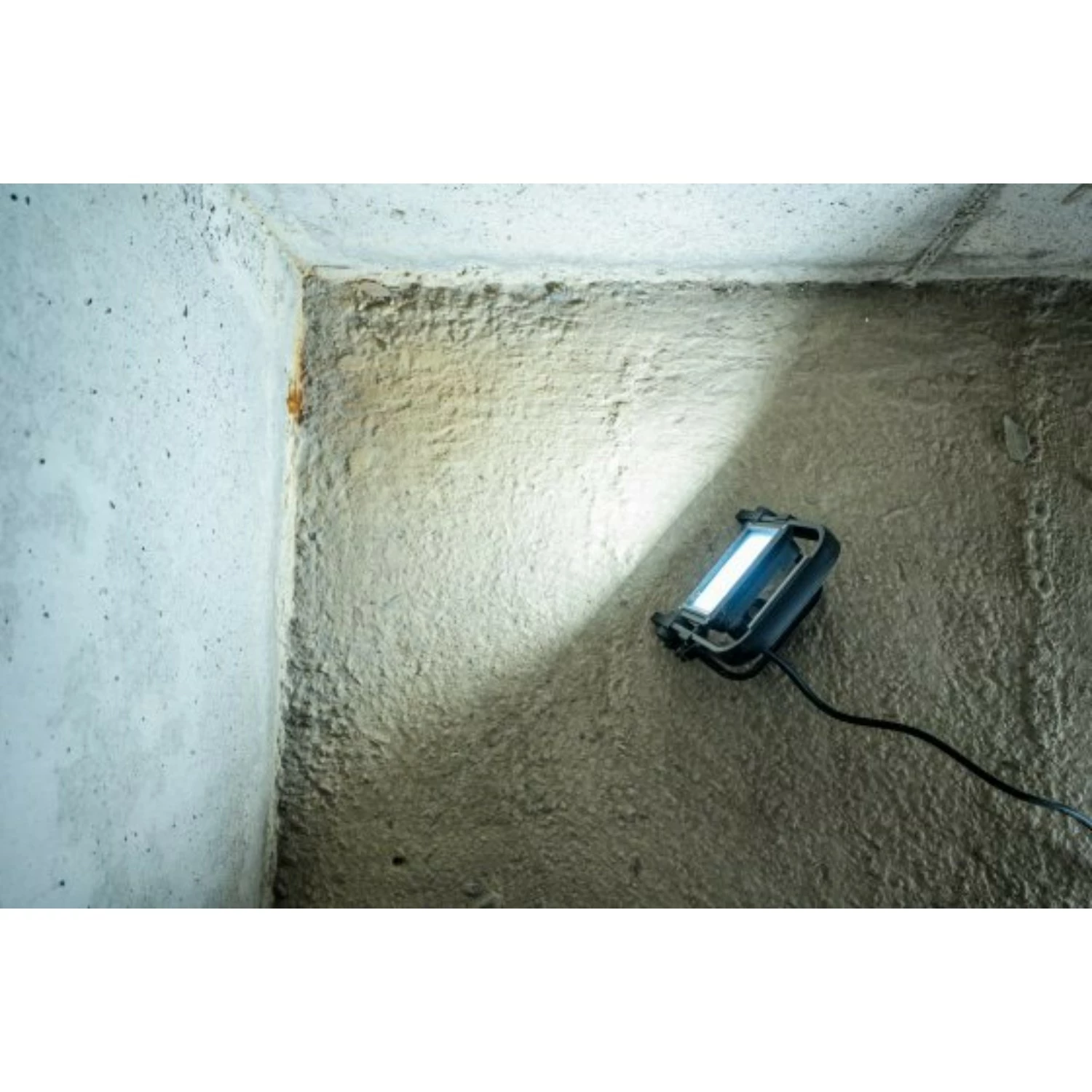 Brennenstuhl JARO 3060 M Lampe de chantier à LED - 2300lm-image