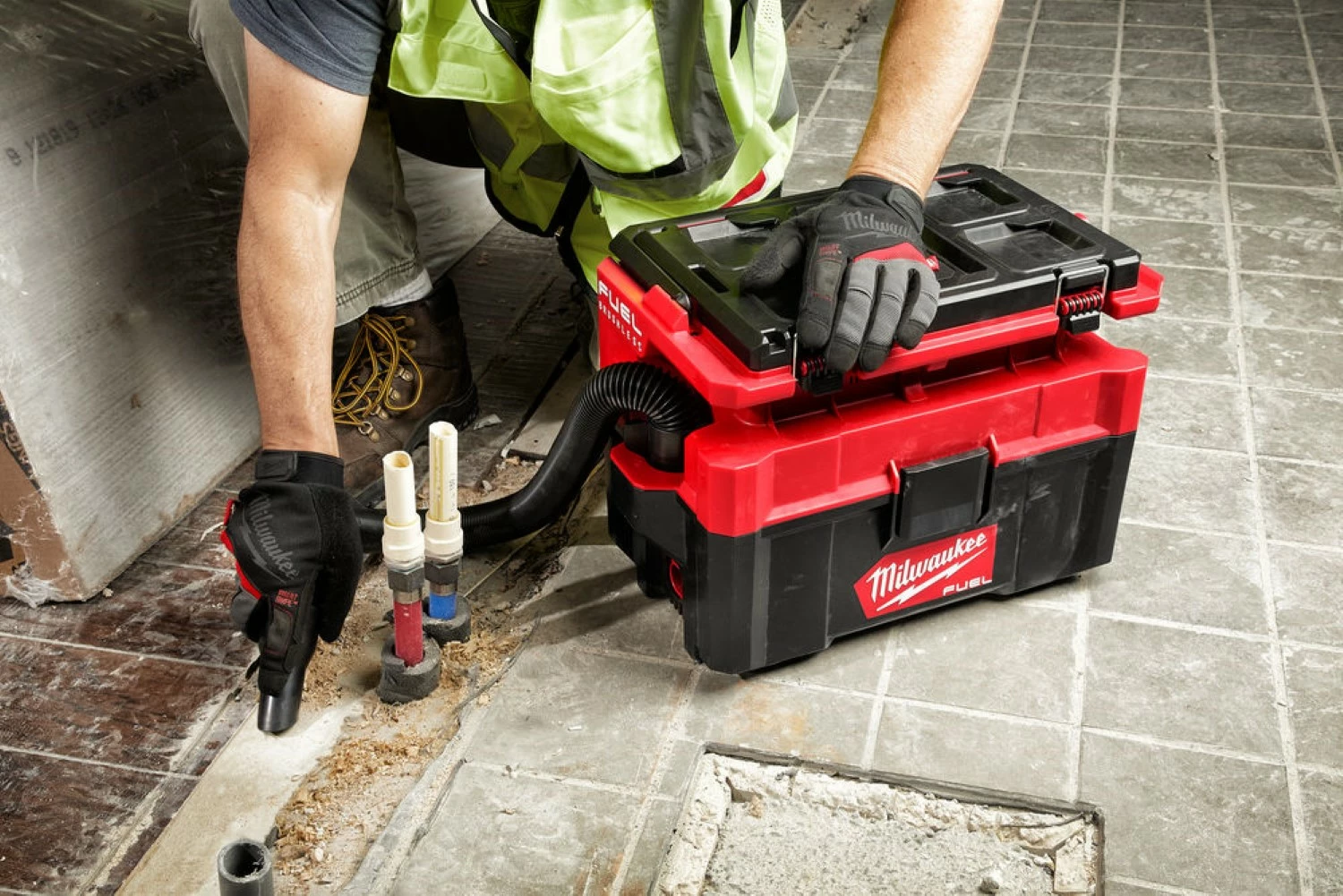 Milwaukee M18 FPOVCL-0 Packout - Aspirateur eau et poussière sans fil - Machine seule-image