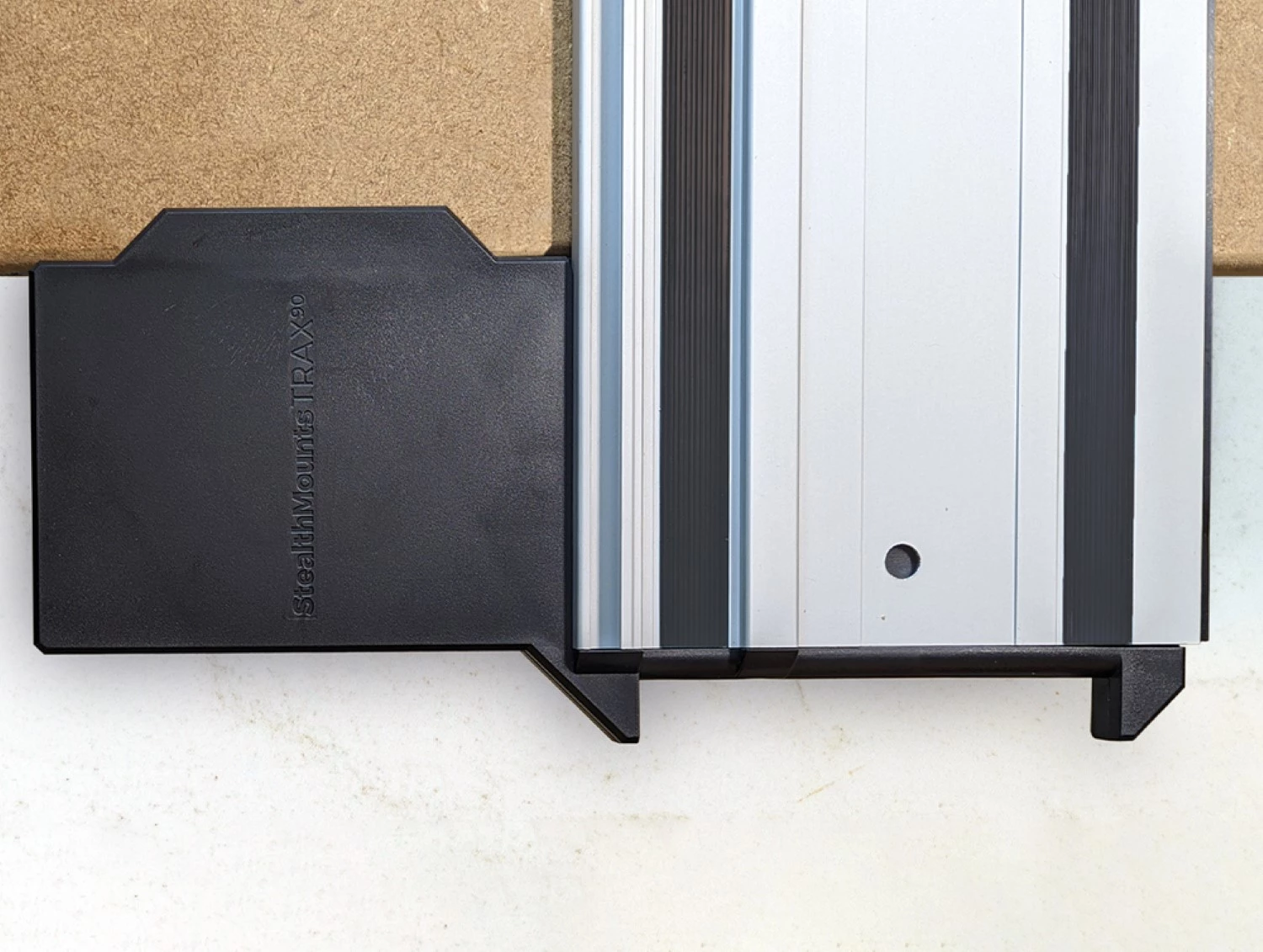 StealthMounts TSS-L-MW-1 Equerre de sciage pour rails de guidage Milwaukee - 90 degrés-image