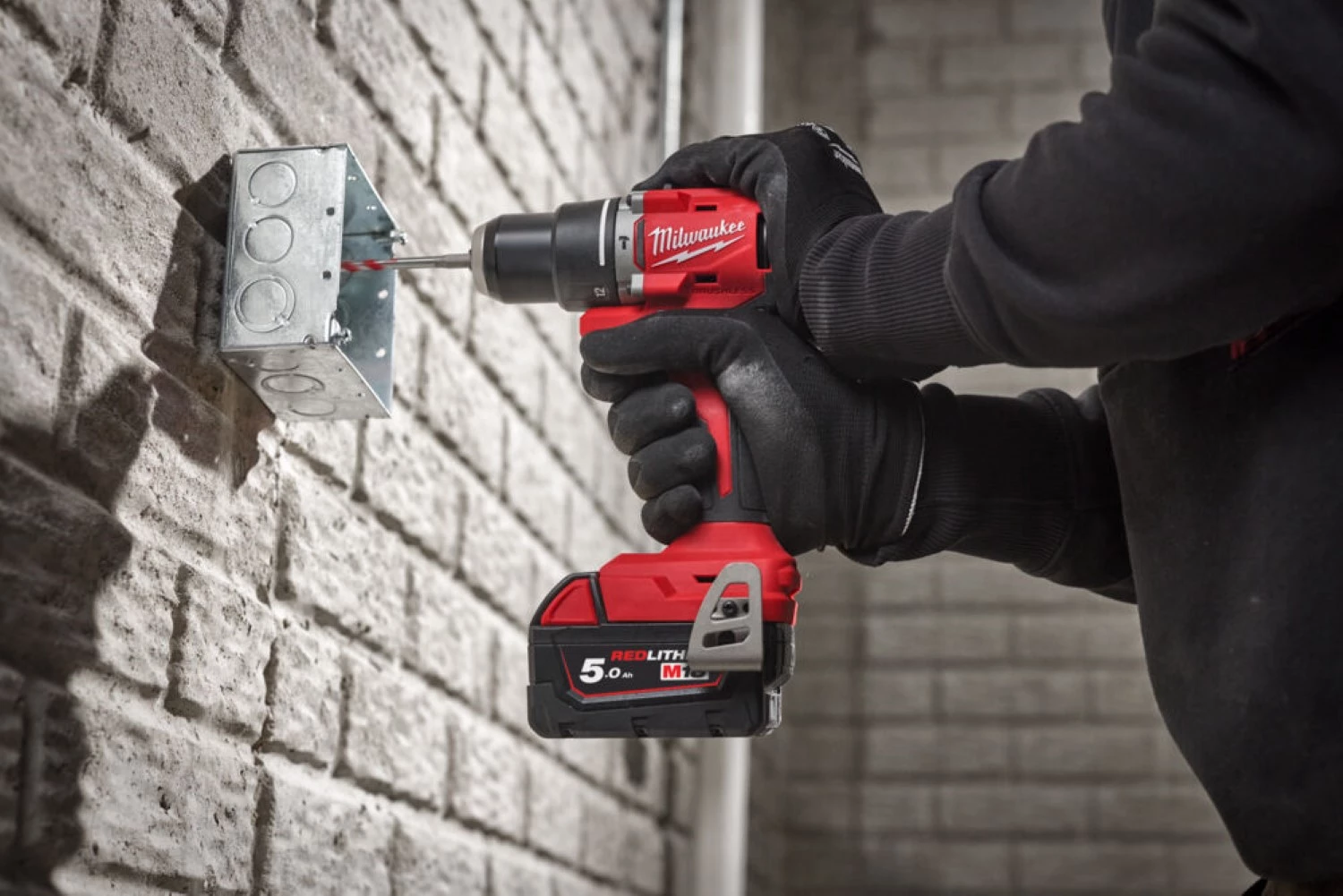 Milwaukee M18 BLPDRC-202C klopboormachine (2x 2.0Ah accu) - koolborstelloos - in koffer-image